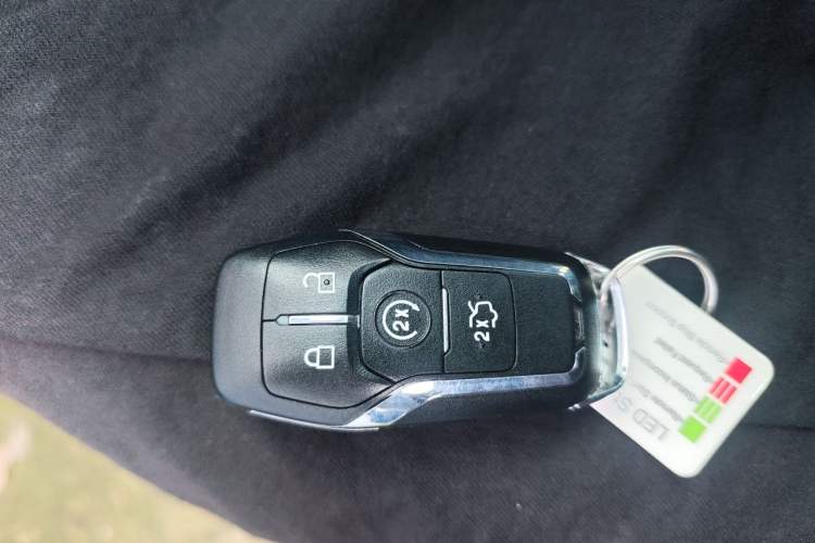 Used Lincoln MKX 2015 2.0T Four-Wheel Drive Luxury Edition Vehicle Key