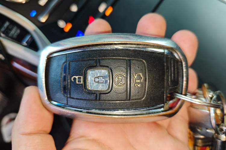 Used Lincoln MKX 2015 2.7T Four-Wheel Drive Prestige Edition Vehicle Key