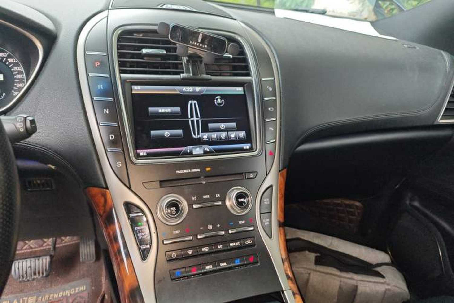 Used Lincoln MKX 2015 2.7T Four-Wheel Drive Prestige Edition Audio And AC Panel