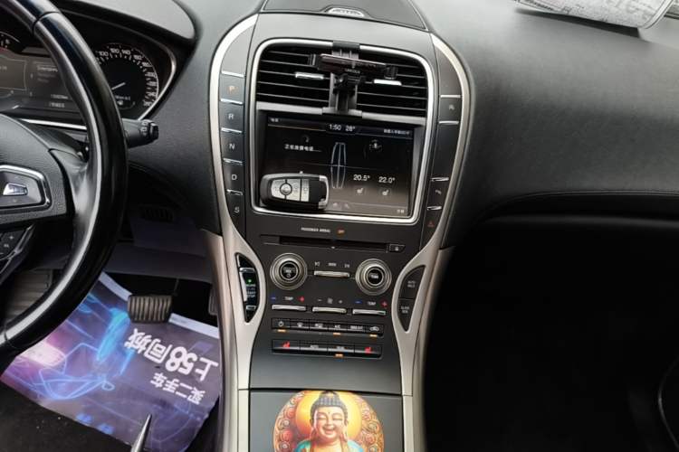Used Lincoln MKX 2015 2.0T Two-Wheel Drive Deluxe Edition Audio And AC Panel