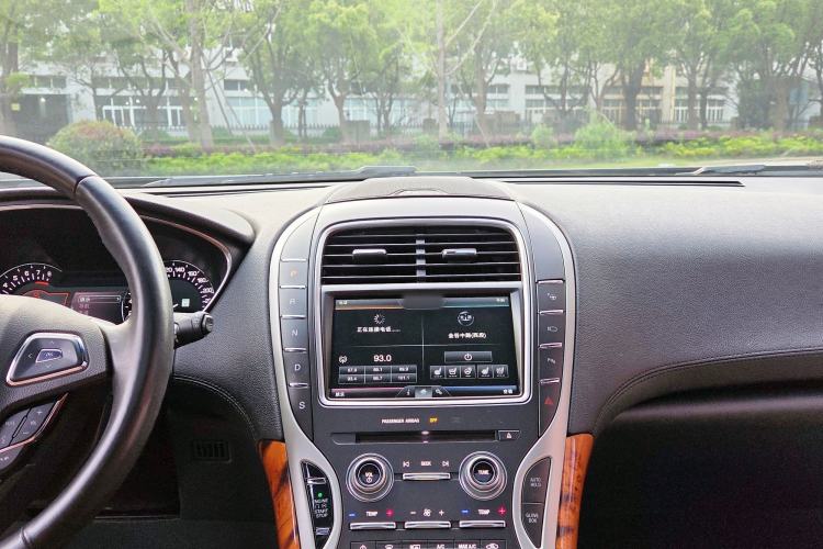 Used Lincoln MKX 2015 2.7T Four-Wheel Drive Prestige Edition Audio And AC Panel