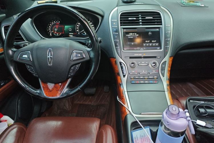 Used Lincoln MKX 2015 2.7T Four-Wheel-Drive Presidential Series Center Console