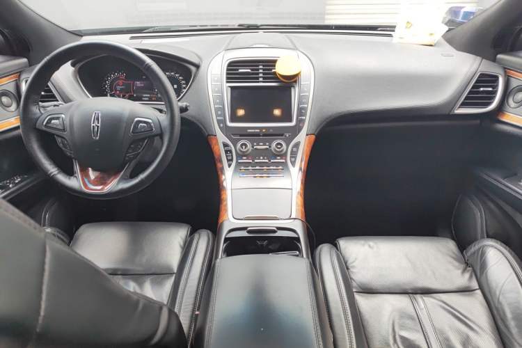 Used Lincoln MKX 2015 2.7T Four-Wheel Drive Prestige Edition Center Console