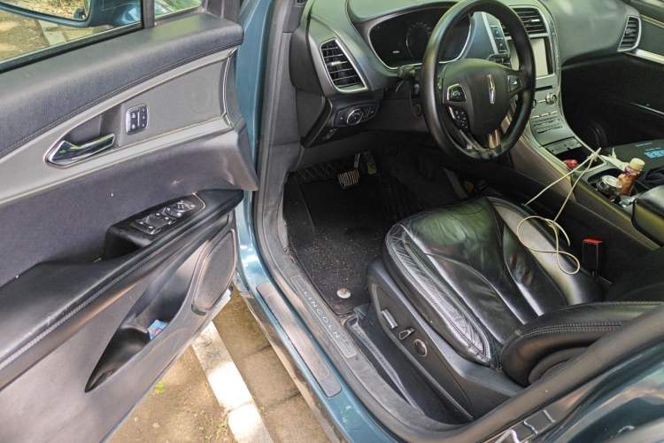 Used Lincoln MKX 2015 2.0T Two-Wheel Drive Deluxe Edition Driver Seat