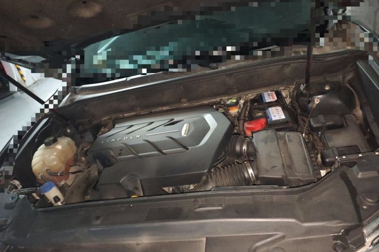 Used Lincoln MKX 2015 2.7T Four-Wheel Drive Prestige Edition Engine Bay