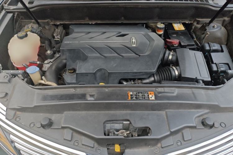 Used Lincoln MKX 2015 2.7T Four-Wheel-Drive Presidential Series Engine Bay