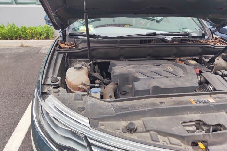 Used Lincoln MKX 2015 2.7T Four-Wheel Drive Prestige Edition Engine Bay Right