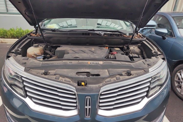 Used Lincoln MKX 2015 2.7T Four-Wheel Drive Prestige Edition Engine Bay