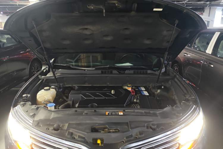 Used Lincoln MKX 2015 2.7T Four-Wheel Drive Prestige Edition Engine Bay