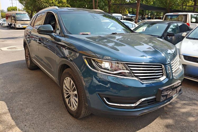 Used Lincoln MKX 2015 2.0T Four-Wheel Drive Luxury Edition Front Right 45 Deg