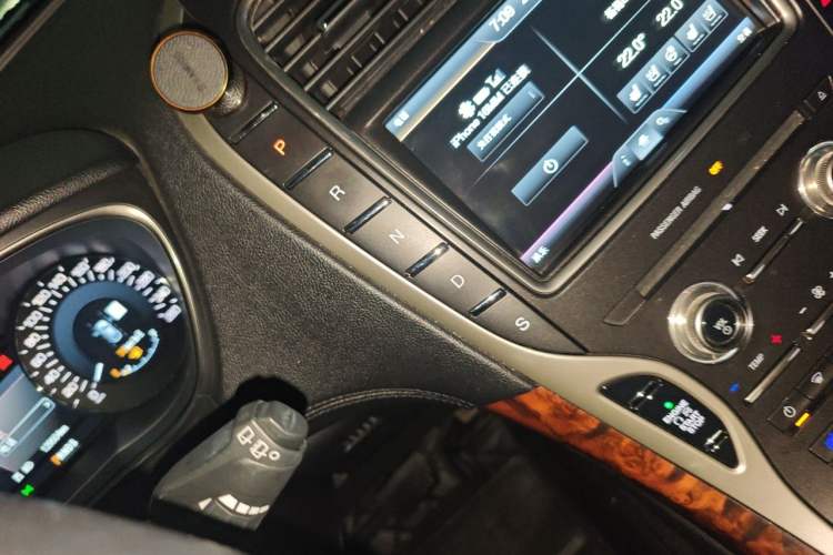 Used Lincoln MKX 2015 2.7T Four-Wheel Drive Prestige Edition Gear Lever