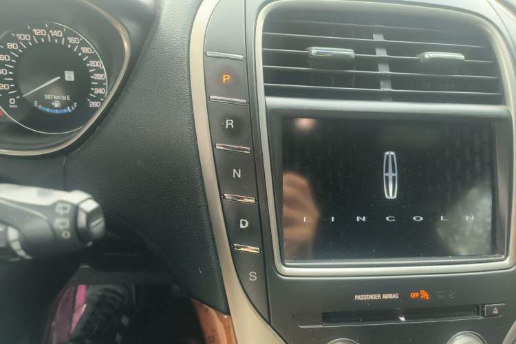 Used Lincoln MKX 2015 2.7T Four-Wheel Drive Prestige Edition Gear Lever