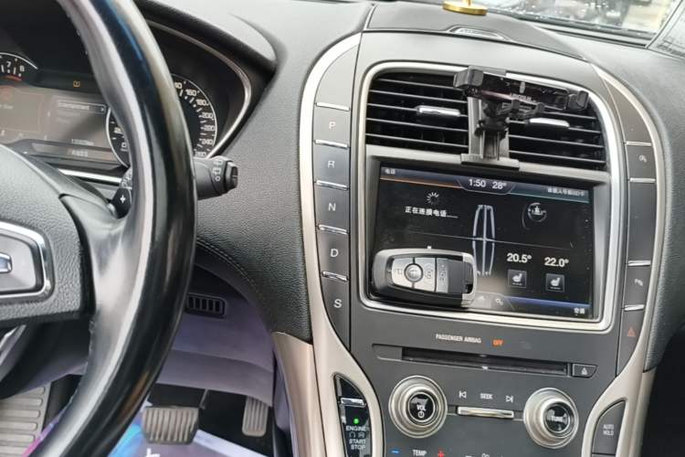 Used Lincoln MKX 2015 2.0T Two-Wheel Drive Deluxe Edition Gear Lever