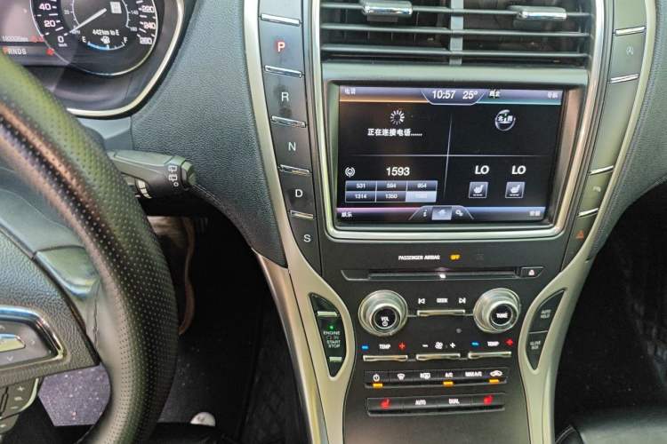 Used Lincoln MKX 2015 2.0T Two-Wheel Drive Deluxe Edition Gear Lever