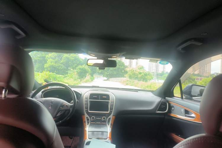 Used Lincoln MKX 2015 2.7T Four-Wheel Drive Prestige Edition Headliner