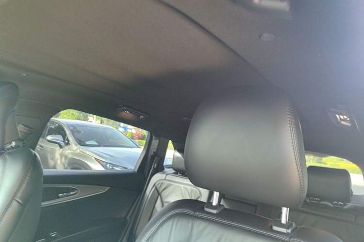 Used Lincoln MKX 2015 2.0T Two-Wheel Drive Deluxe Edition Headliner