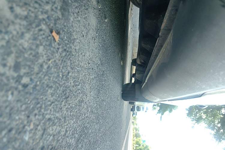 Used Lincoln MKX 2015 2.0T Two-Wheel Drive Deluxe Edition Left Side Sill
