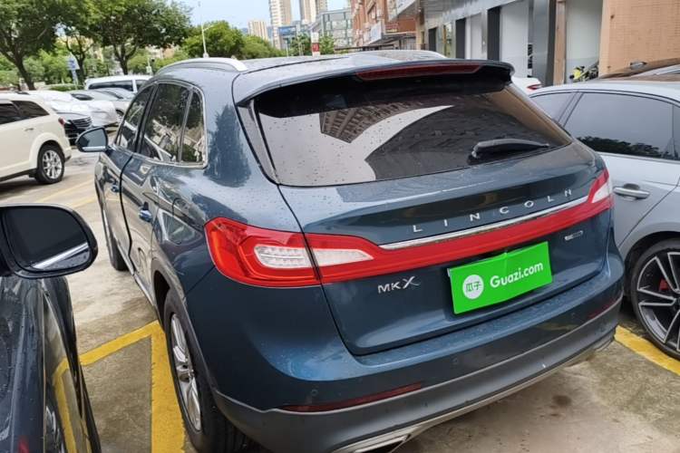 Used Lincoln MKX 2015 2.0T Two-Wheel Drive Deluxe Edition Rear Left 45 Deg