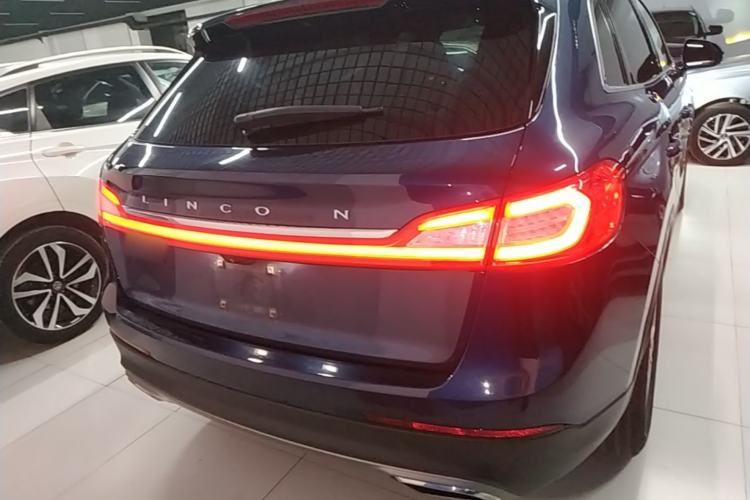 Used Lincoln MKX 2015 2.0T Two-Wheel Drive Deluxe Edition Rear
