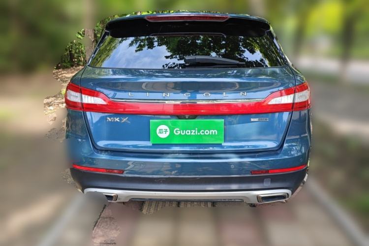 Used Lincoln MKX 2015 2.0T Two-Wheel Drive Deluxe Edition Rear