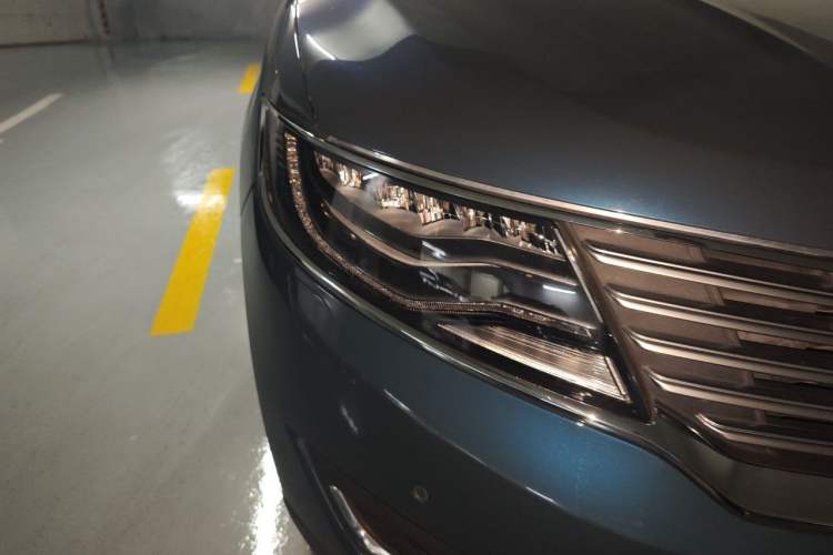 Used Lincoln MKX 2015 2.7T Four-Wheel Drive Prestige Edition Right Front Headlight