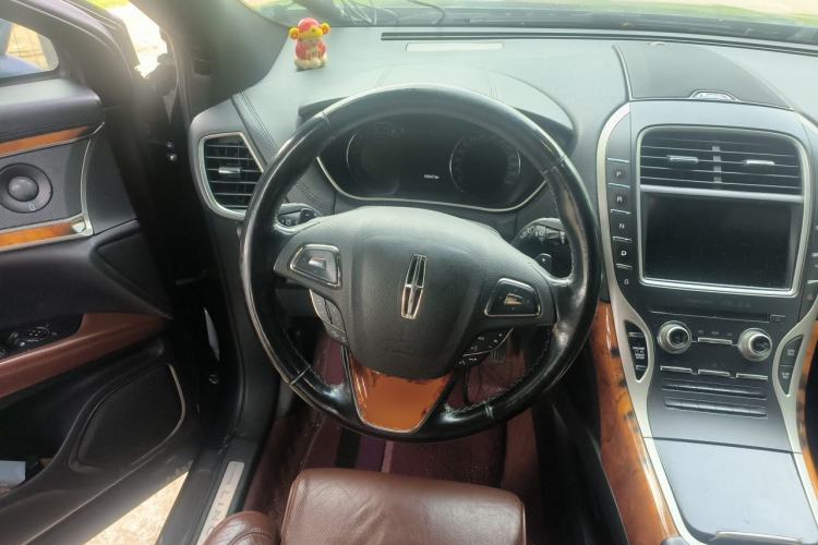 Used Lincoln MKX 2015 2.7T Four-Wheel Drive Prestige Edition Steering Wheel