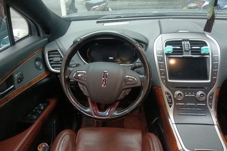 Used Lincoln MKX 2015 2.7T Four-Wheel Drive Prestige Edition Steering Wheel