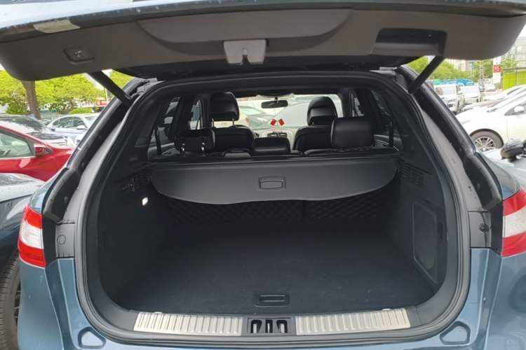Used Lincoln MKX 2015 2.0T Two-Wheel Drive Deluxe Edition Trunk