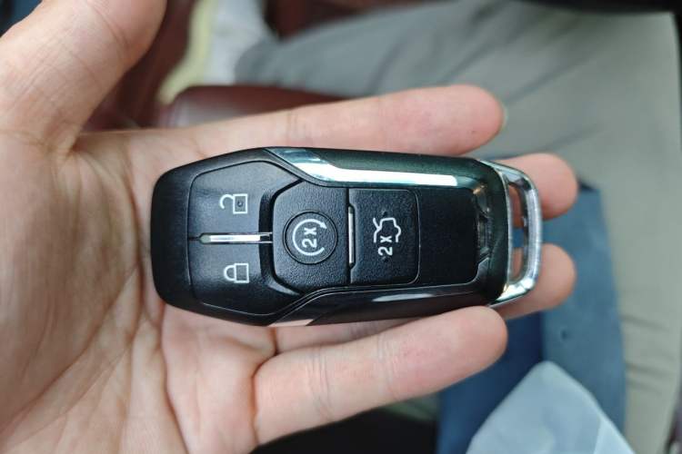 Used Lincoln MKX 2015 2.7T Four-Wheel-Drive Presidential Series Vehicle Key