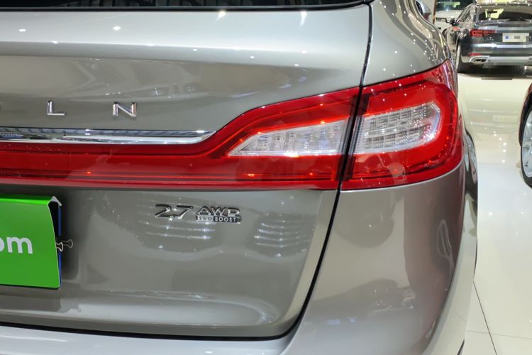 Used Lincoln MKX 2015 2.7T Four-Wheel Drive Prestige Edition Right Rear Taillight