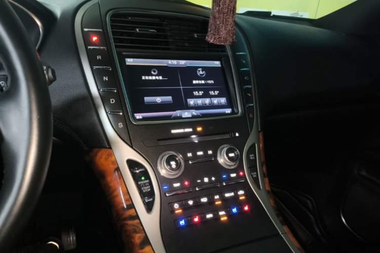 Used Lincoln MKX 2015 2.7T Four-Wheel Drive Prestige Edition Audio And AC Panel