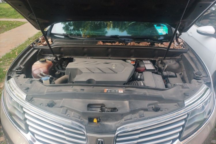 Used Lincoln MKX 2015 2.7T Four-Wheel Drive Prestige Edition Engine Bay