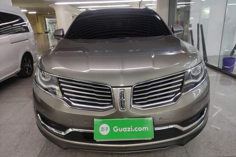 Used Lincoln MKX 2015 2.0T Two-Wheel Drive Deluxe Edition Front