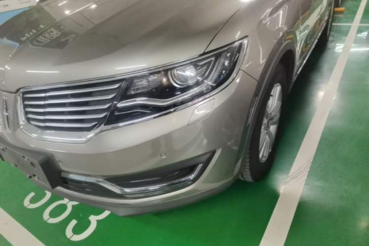 Used Lincoln MKX 2015 2.0T Two-Wheel Drive Deluxe Edition Left Front Headlight