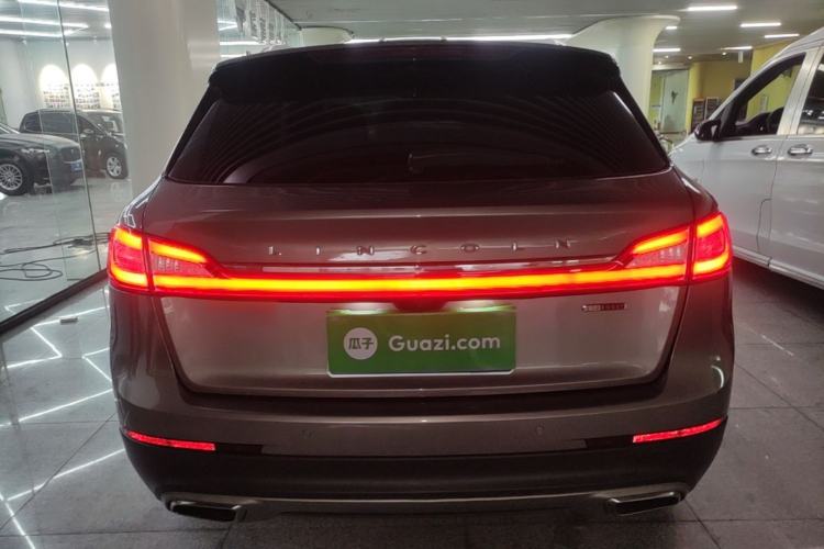 Used Lincoln MKX 2015 2.0T Two-Wheel Drive Deluxe Edition Rear