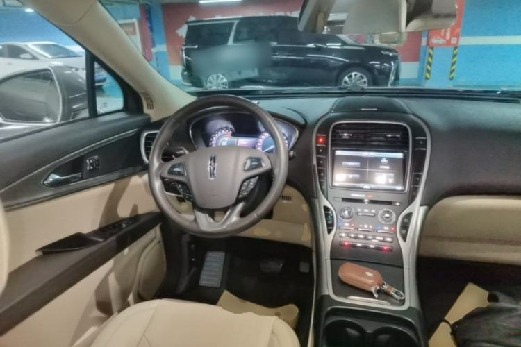 Used Lincoln MKX 2015 2.0T Two-Wheel Drive Deluxe Edition Steering Wheel