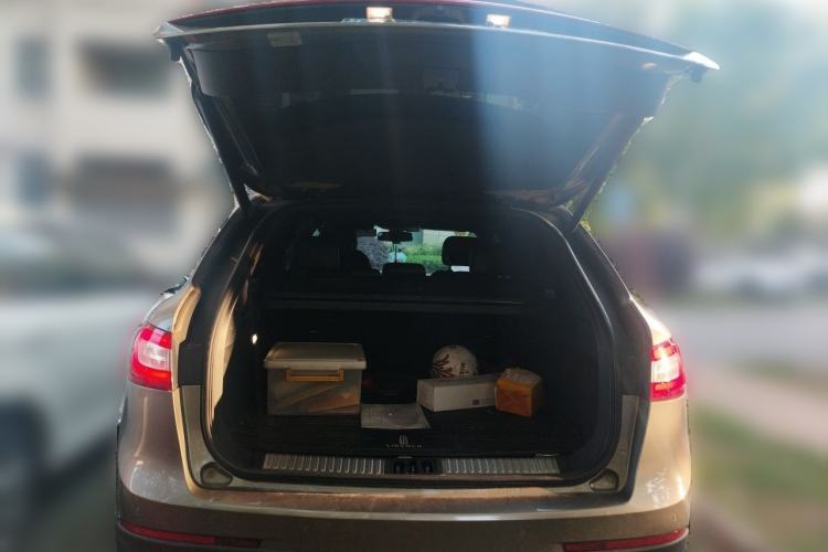 Used Lincoln MKX 2015 2.7T Four-Wheel Drive Prestige Edition Trunk