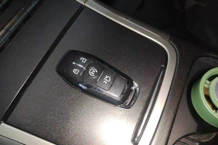 Used Lincoln MKX 2015 2.0T Two-Wheel Drive Deluxe Edition Vehicle Key