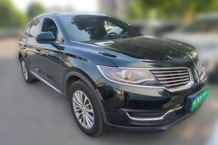 Used Lincoln MKX 2015 2.0T Four-Wheel Drive Luxury Edition Front Right 45 Deg