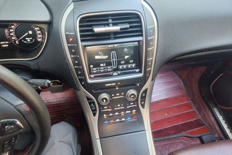Used Lincoln MKX 2015 2.0T Four-Wheel Drive Luxury Edition Audio And AC Panel