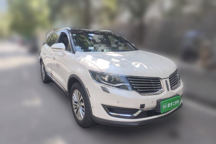 Used Lincoln MKX 2015 2.0T Four-Wheel Drive Luxury Edition Front Right 45 Deg
