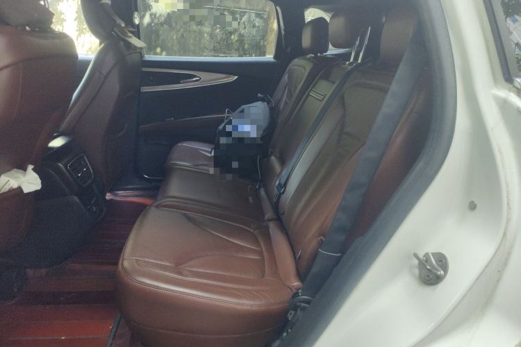 Used Lincoln MKX 2015 2.0T Four-Wheel Drive Luxury Edition Left Rear Seat