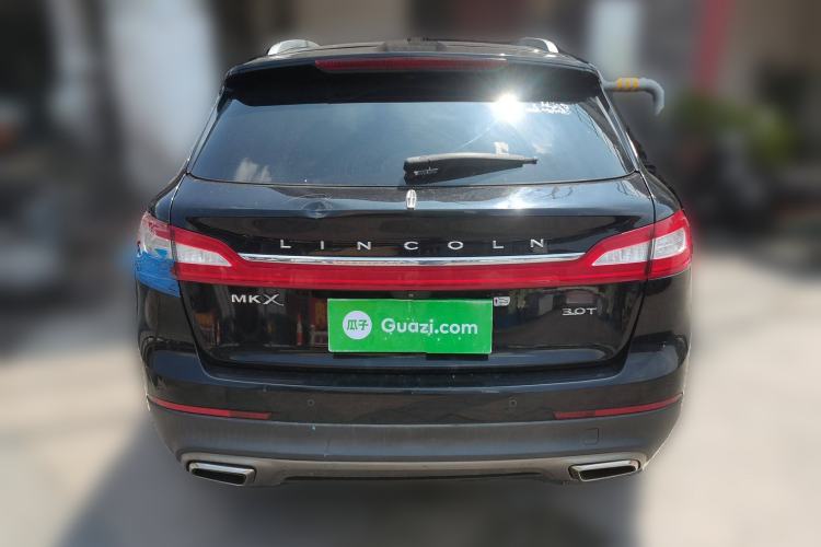 Used Lincoln MKX 2015 2.0T Two-Wheel Drive Deluxe Edition Rear