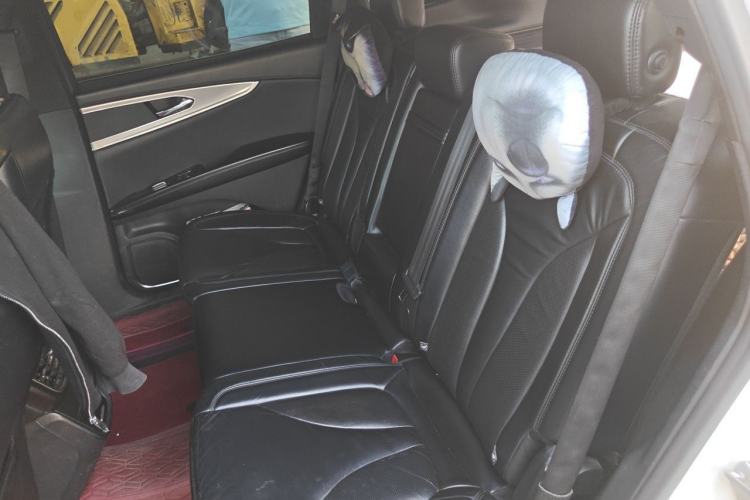 Used Lincoln MKX 2015 2.0T Two-Wheel Drive Deluxe Edition Left Rear Seat