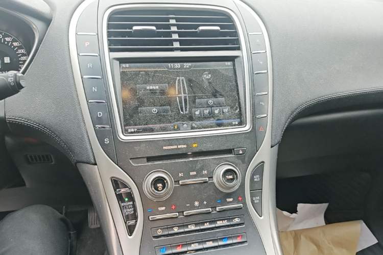 Used Lincoln MKX 2015 2.0T Four-Wheel Drive Luxury Edition Audio And AC Panel