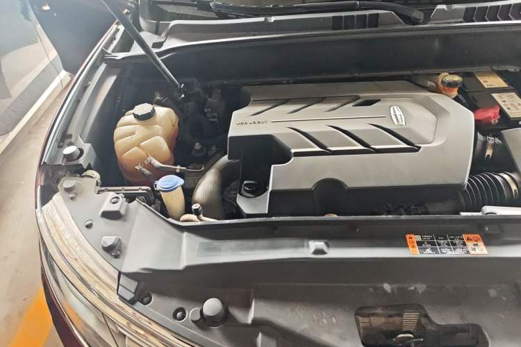 Used Lincoln MKX 2015 2.7T Four-Wheel Drive Prestige Edition Engine Bay Right