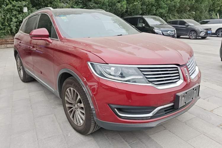 Used Lincoln MKX 2015 2.0T Four-Wheel Drive Luxury Edition Front Right 45 Deg