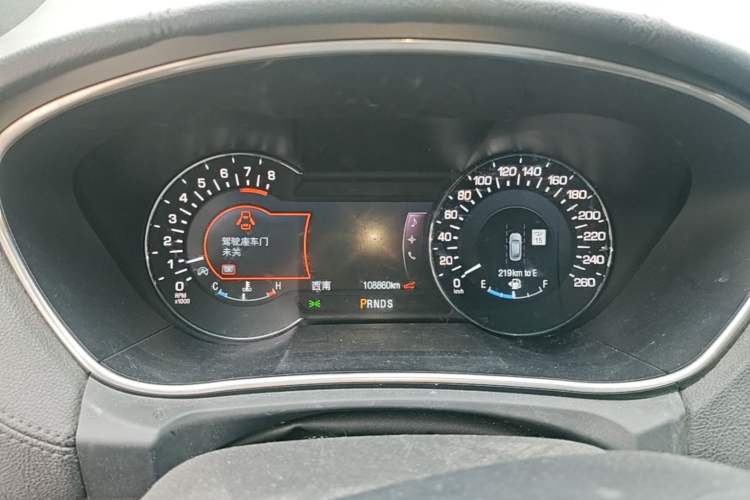 Used Lincoln MKX 2015 2.0T Four-Wheel Drive Luxury Edition Odometer Close Up