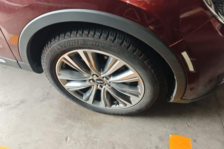 Used Lincoln MKX 2015 2.7T Four-Wheel Drive Prestige Edition Right Front Wheel Hub
