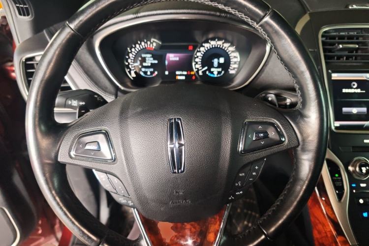 Used Lincoln MKX 2015 2.7T Four-Wheel Drive Prestige Edition Steering Wheel